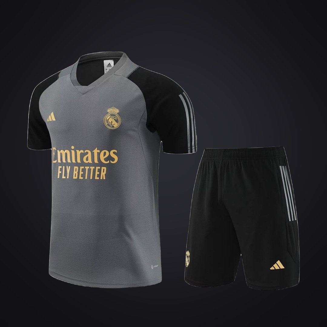 Conjunto de Entrenamiento Real Madrid 23-24 Gris · Modelo 2 (delante)