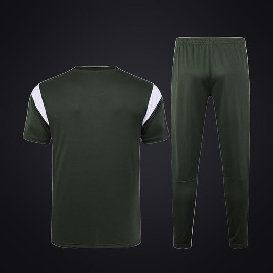 Conjunto de Entrenamiento Manchester City 23-24 · Modelo 2 (detrás)