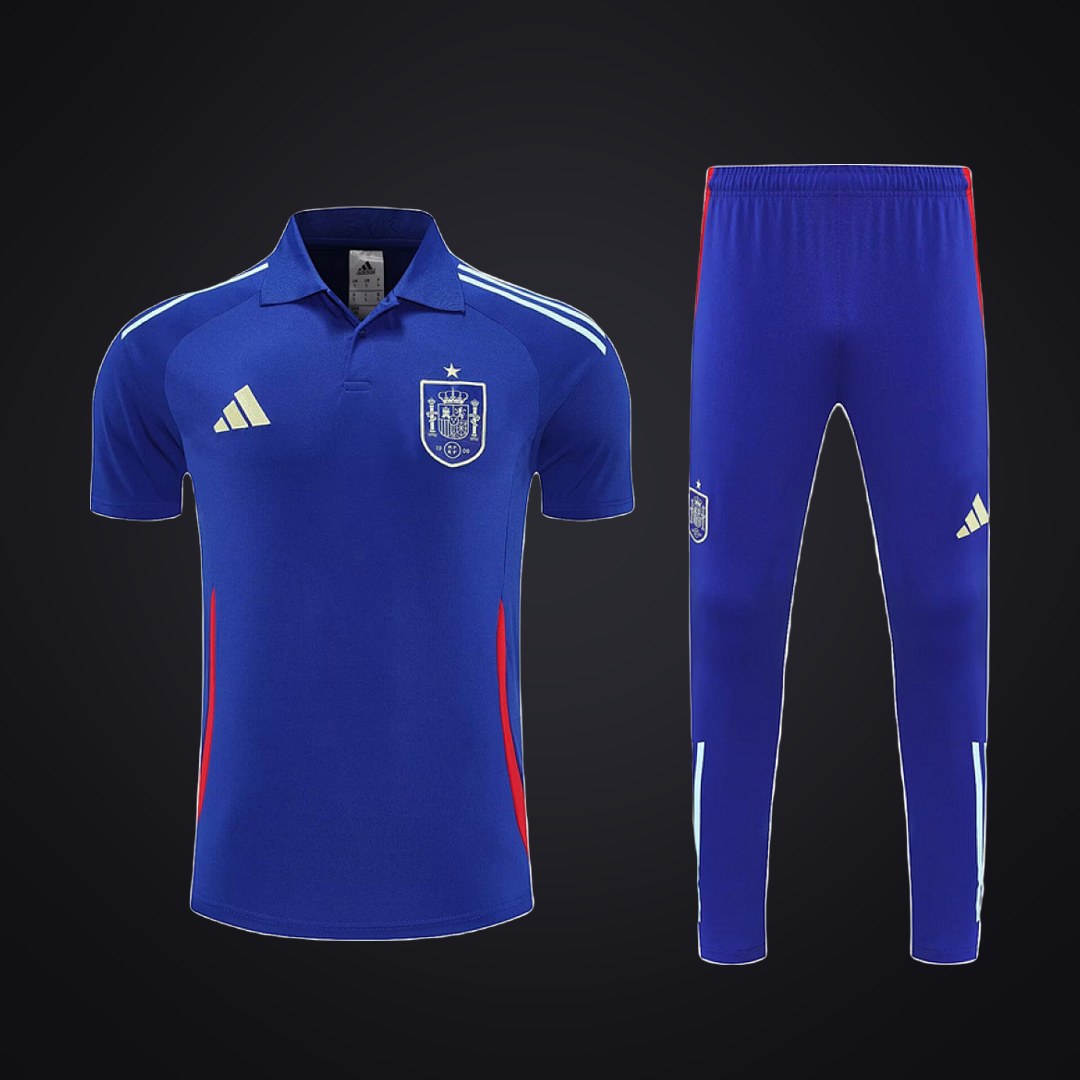 Conjunto de Entrenamiento España 25-26 Azul · Modelo 2 (delante)