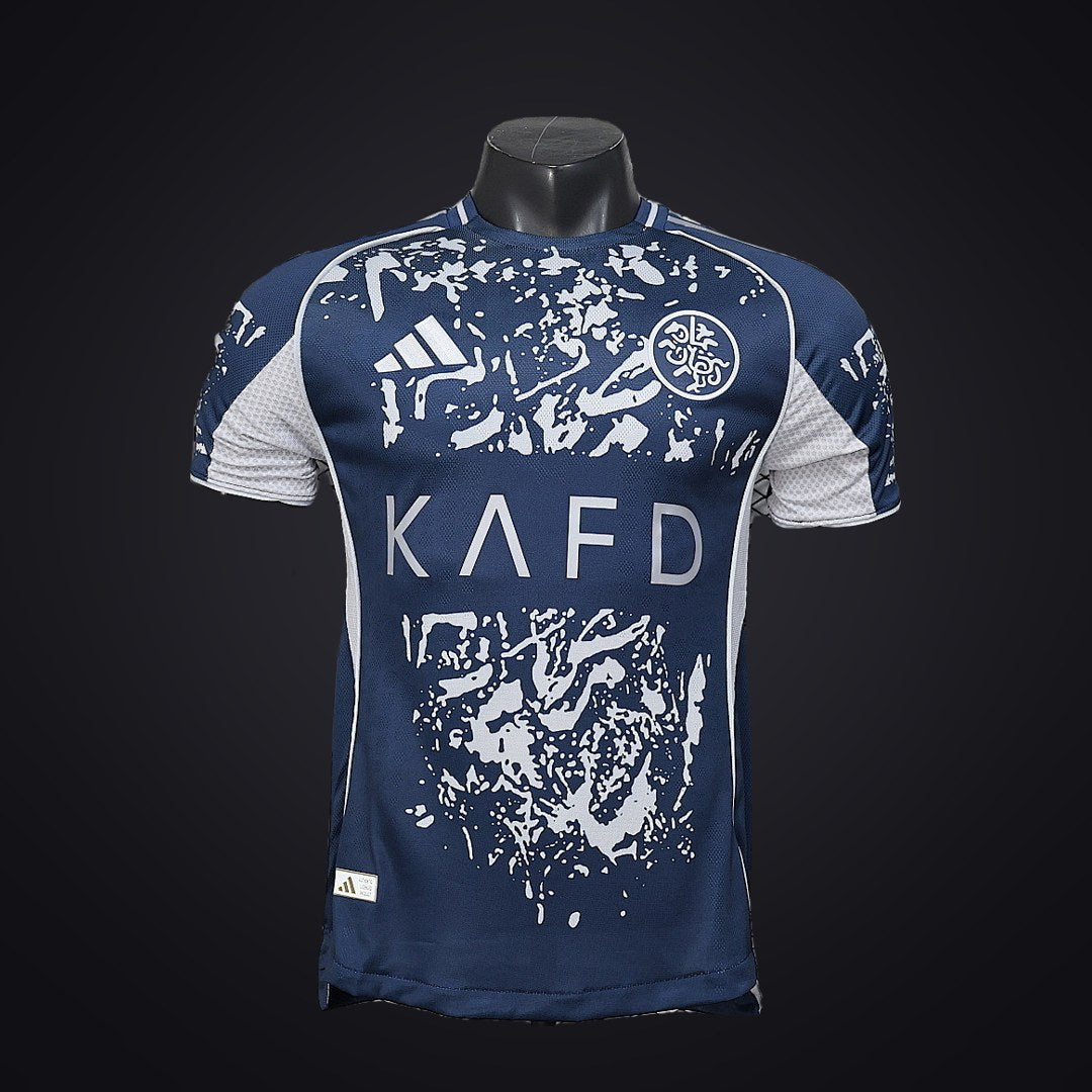 Al Nassr 26-27 Edición Especial Azul Marino (Player Version) (delante)