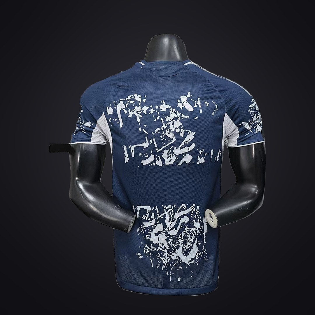 Al Nassr 26-27 Edición Especial Azul Marino (Player Version) (detrás)