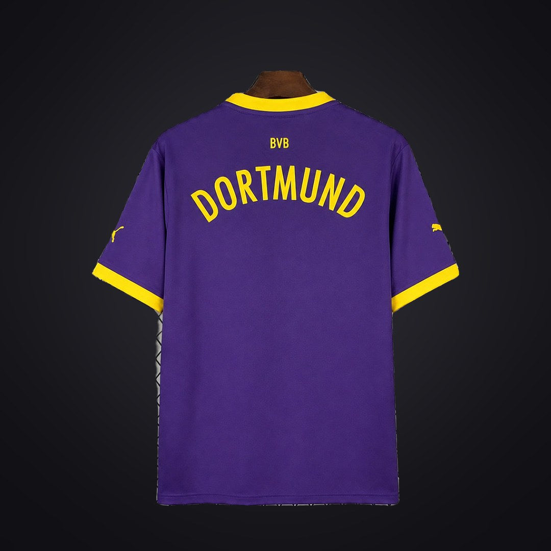 Borussia Dortmund 26-27 Edición Especial (Fan Version) (detrás)