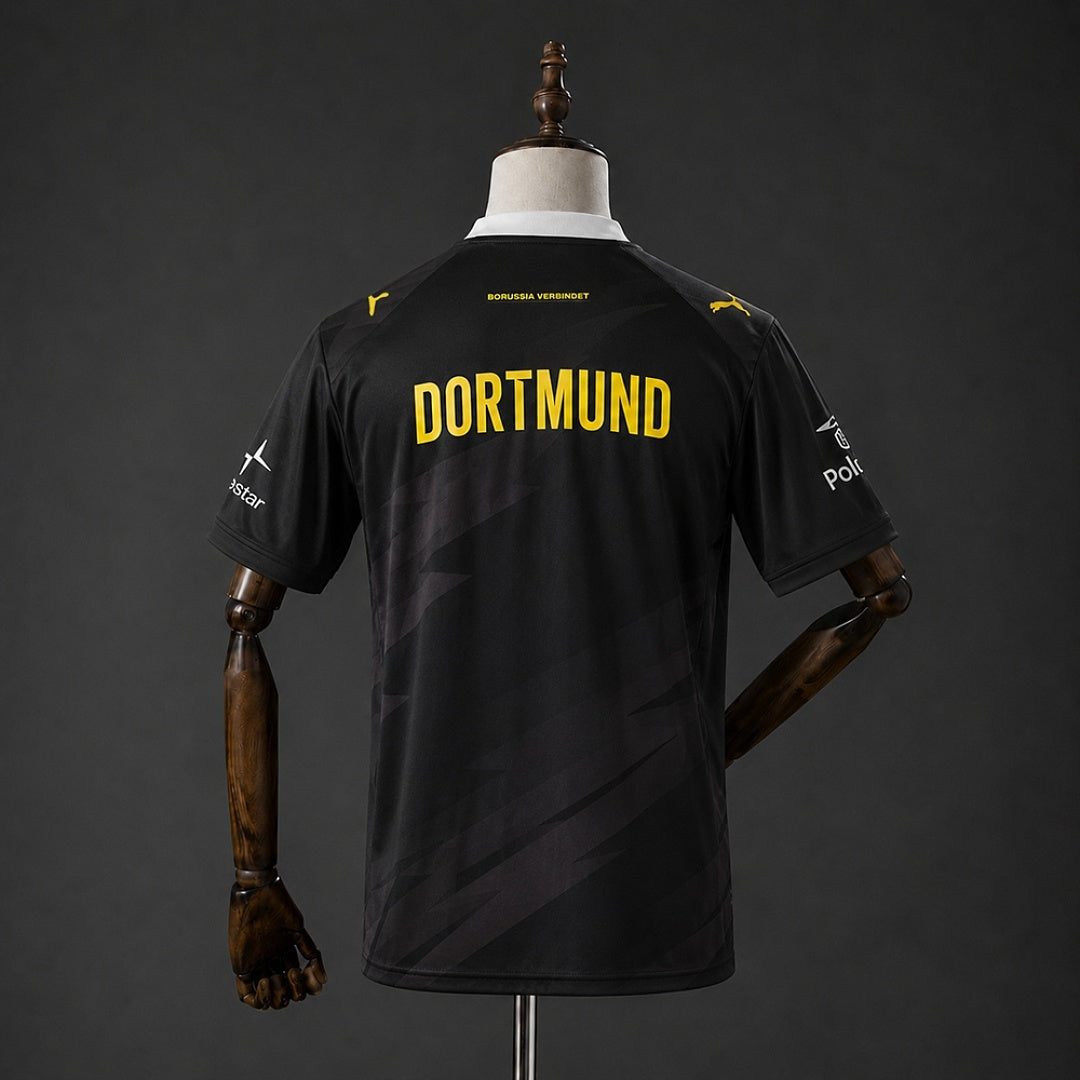 Borussia Dortmund 26-27 Visitante (Fan Version)