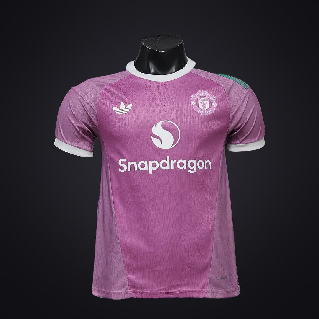 Manchester United 26-27 Entreno (Player Version) · Modelo 2 (delante)
