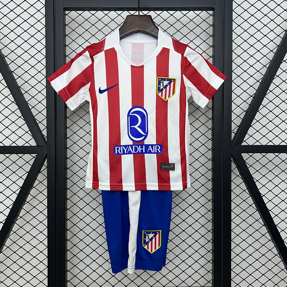 Atlético Madrid 25-26 Local (Niño)