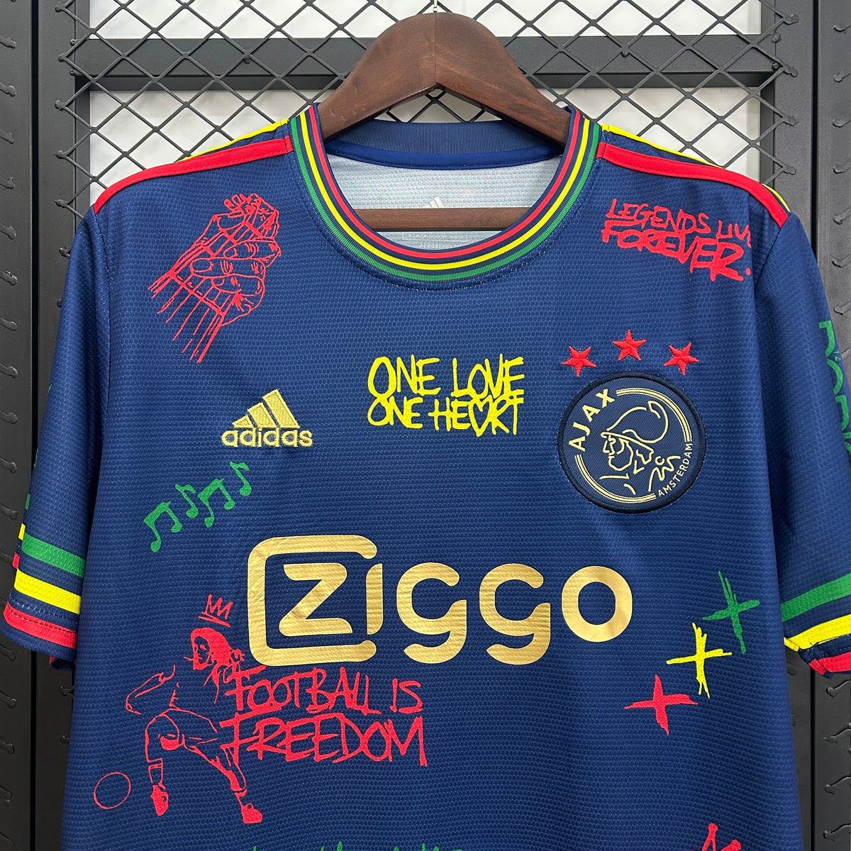 Ajax 2025 Edición Especial (Fan Version)