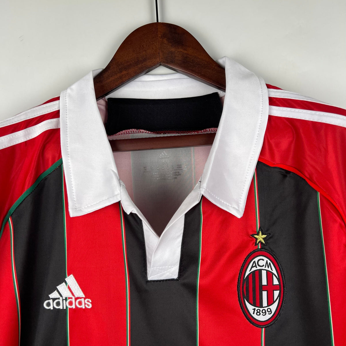 Retro Milan 12-13 Local