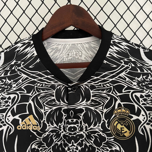Real Madrid 2024 Edición Especial (Fan Version)
