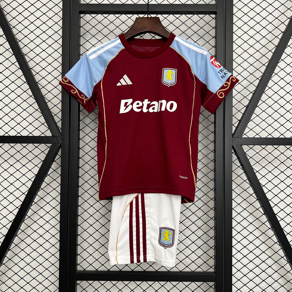 Aston Villa 25-26 Local (Niño)