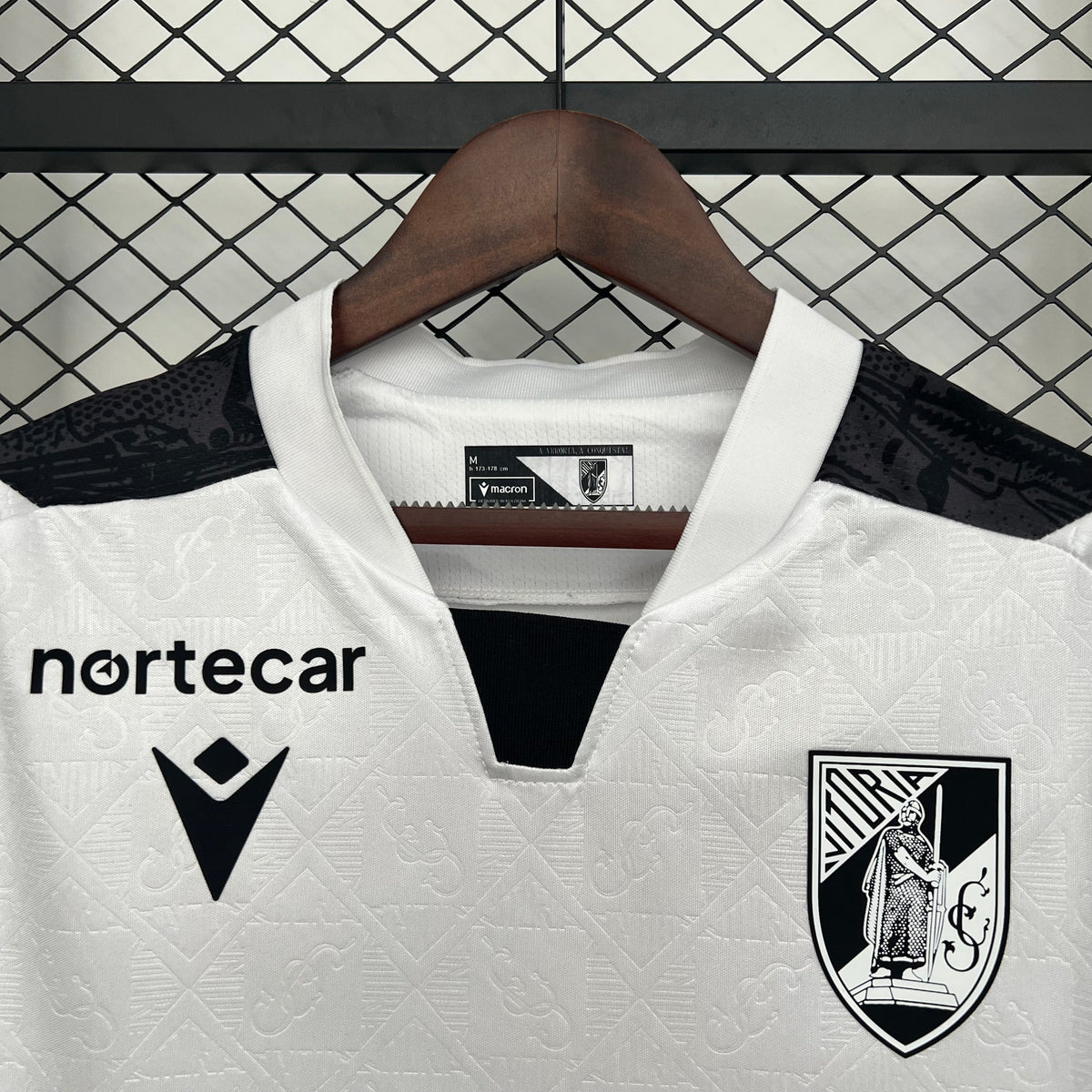 Vitoria Guimaraes 25-26 Local (Fan Version)