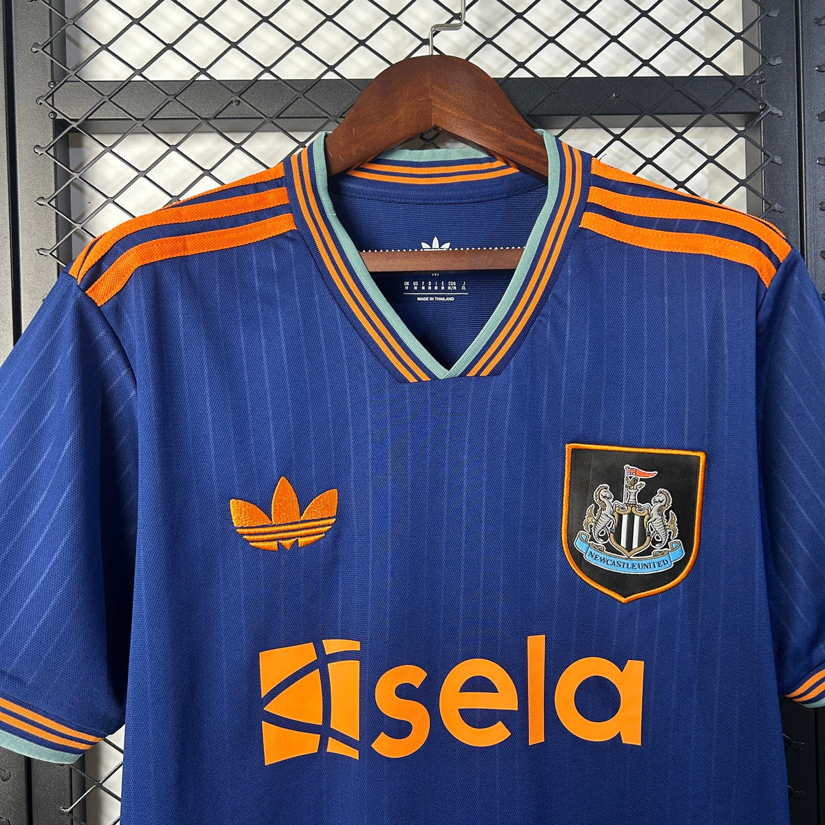 Newcastle 25-26 Tercera (Fan Version)