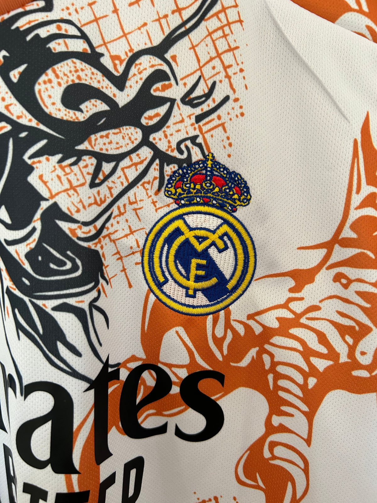 Real Madrid 2025 Edición Especial (Fan Version)