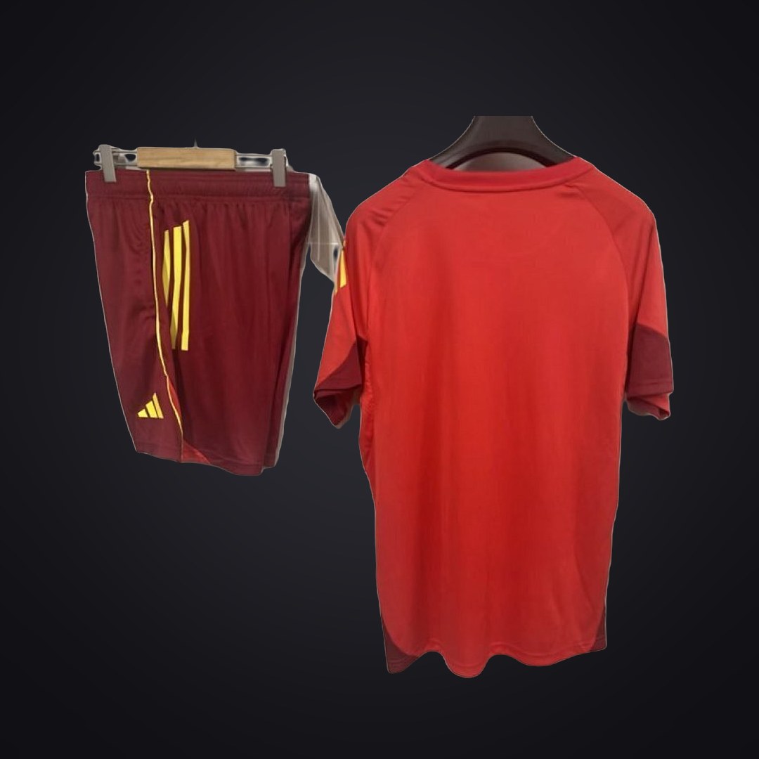 Conjunto de Entrenamiento Nottingham Forest 25-26 (detrás)