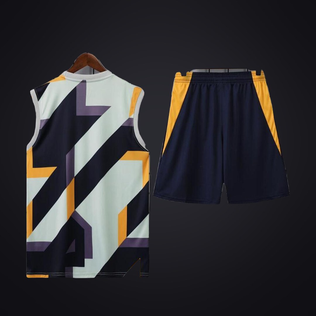 Conjunto de Entrenamiento Real Madrid 23-24 Negra Gris (detrás)