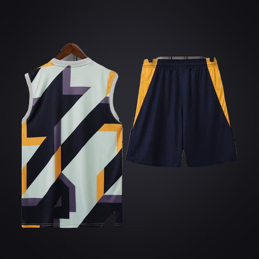 Conjunto de Entrenamiento Real Madrid 23-24 Negra Gris (detrás)