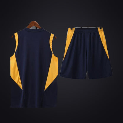 Conjunto de Entrenamiento Real Madrid 23-24 Azul Marino · Modelo 8 (detrás)