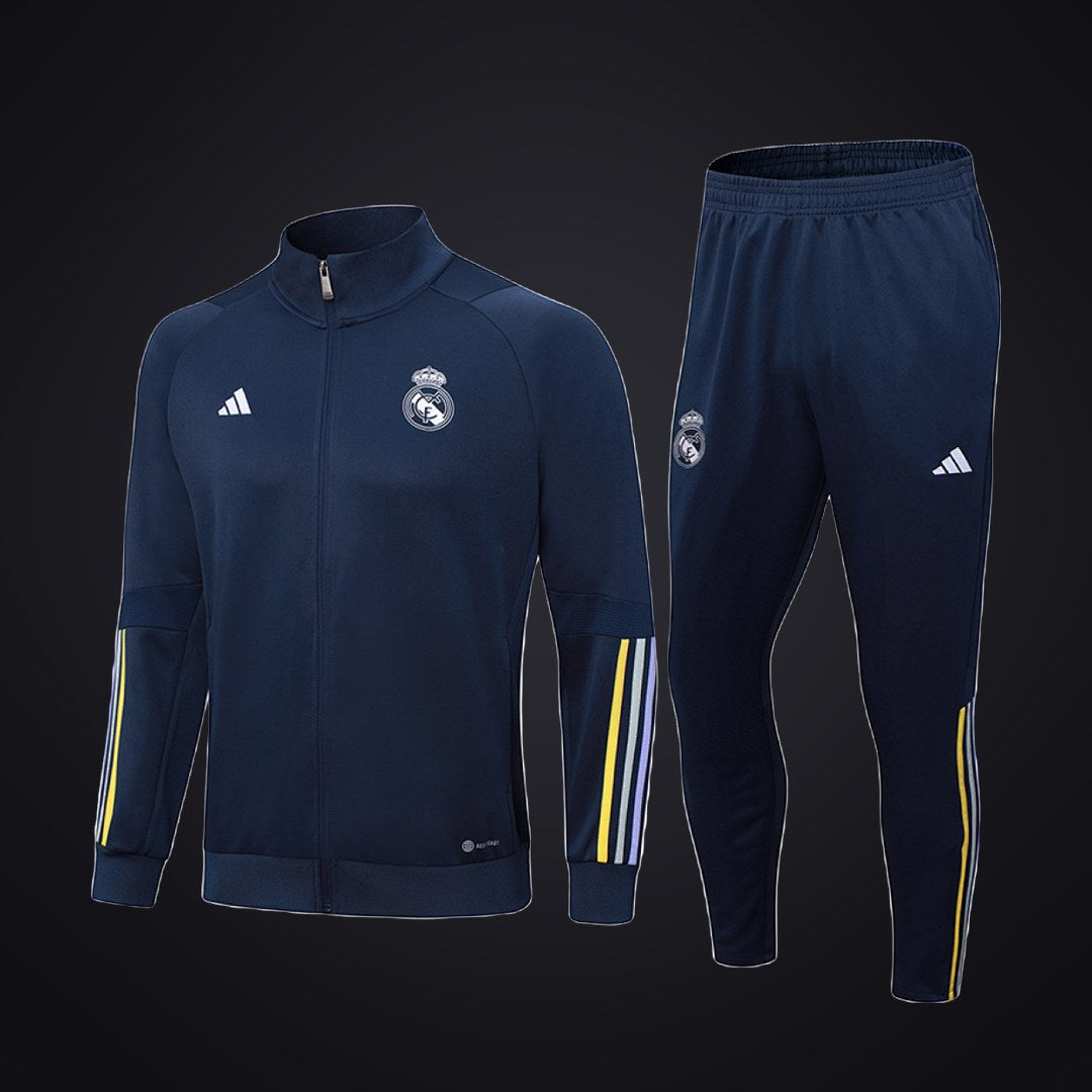 Chándal Real Madrid 23-24 Azul Marino · Modelo 5 (delante)