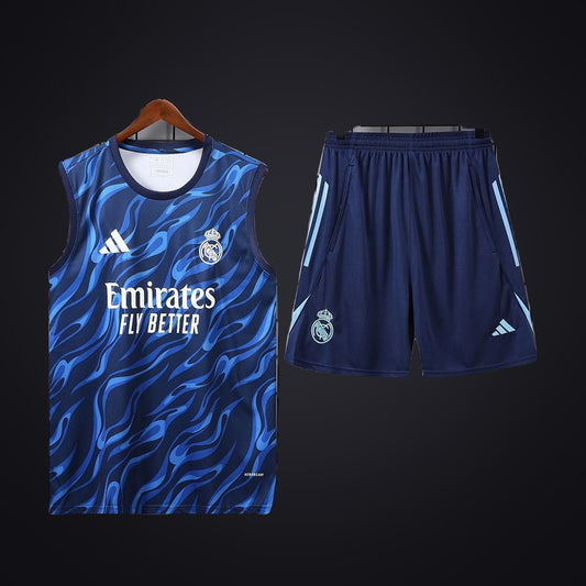 Conjunto de Entrenamiento Real Madrid 25-26 Azul · Modelo 2 (detrás)