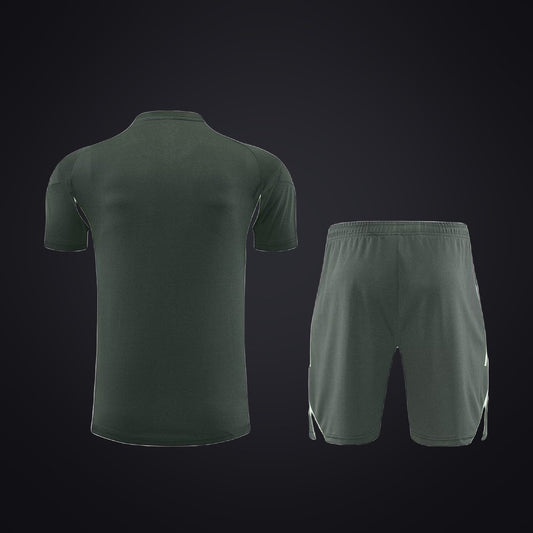 Conjunto de Entrenamiento Real Madrid 25-26 Verde (detrás)
