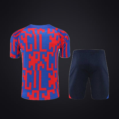 Conjunto de Entrenamiento Barcelona 22-23 Roja Azul · Modelo 2 (detrás)