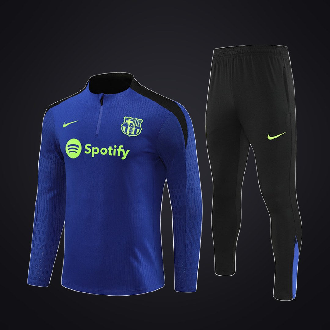 Chándal Barcelona 24-25 Azul · Modelo 2 (delante)