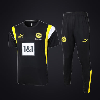 Conjunto de Entrenamiento Borussia Dortmund 23-24 · Modelo 2 (delante)