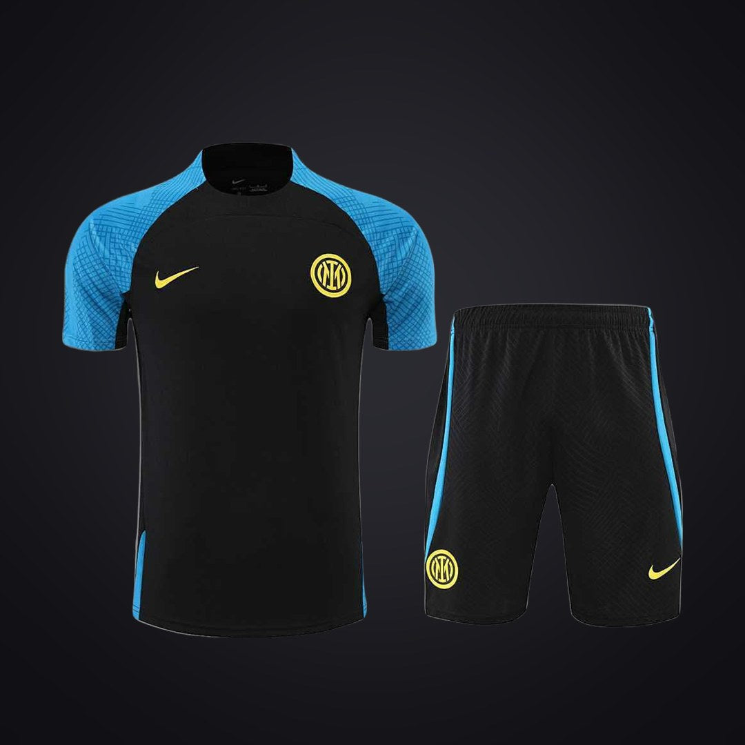 Conjunto de Entrenamiento Inter de Milán 22-23 Negra Azul (delante)