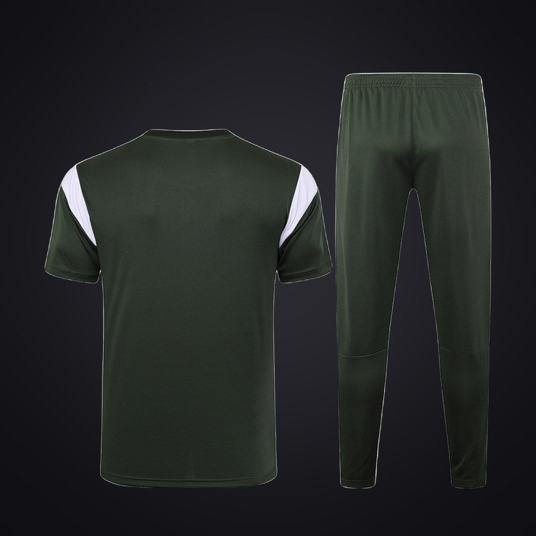 Conjunto de Entrenamiento Manchester City 23-24 · Modelo 2 (detrás)