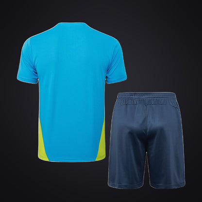 Conjunto de Entrenamiento Manchester City 25-26 Azul · Modelo 2 (detrás)