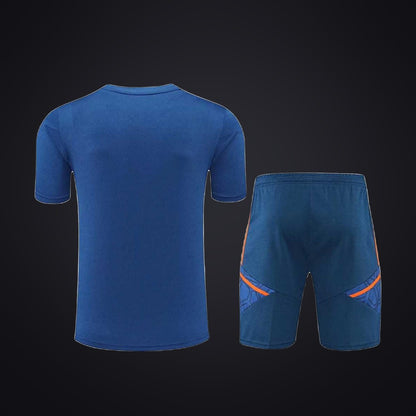 Conjunto de Entrenamiento Manchester United 22-23 Azul · Modelo 2 (detrás)