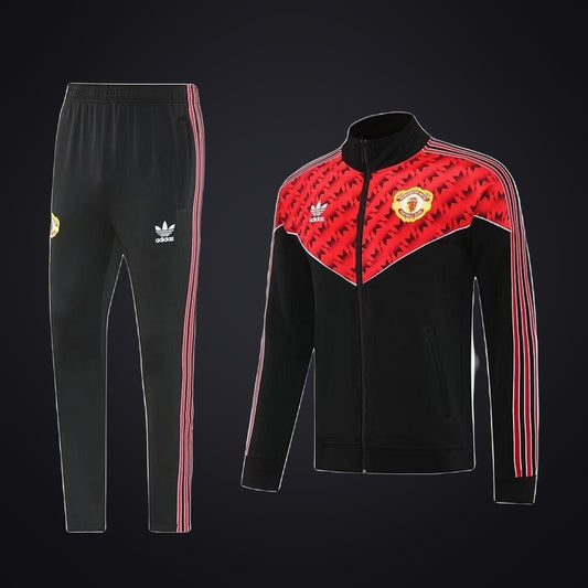 Chándal Manchester United 25-26 Roja Negra (delante)