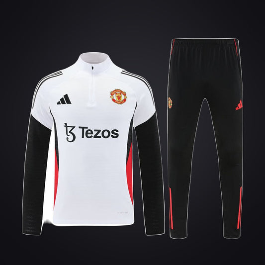 Chándal Manchester United 25-26 Blanca · Modelo 2 (delante)