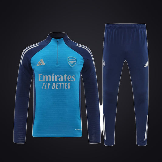 Chándal Arsenal 25-26 Azul Azul Marino · Modelo 2 (delante)