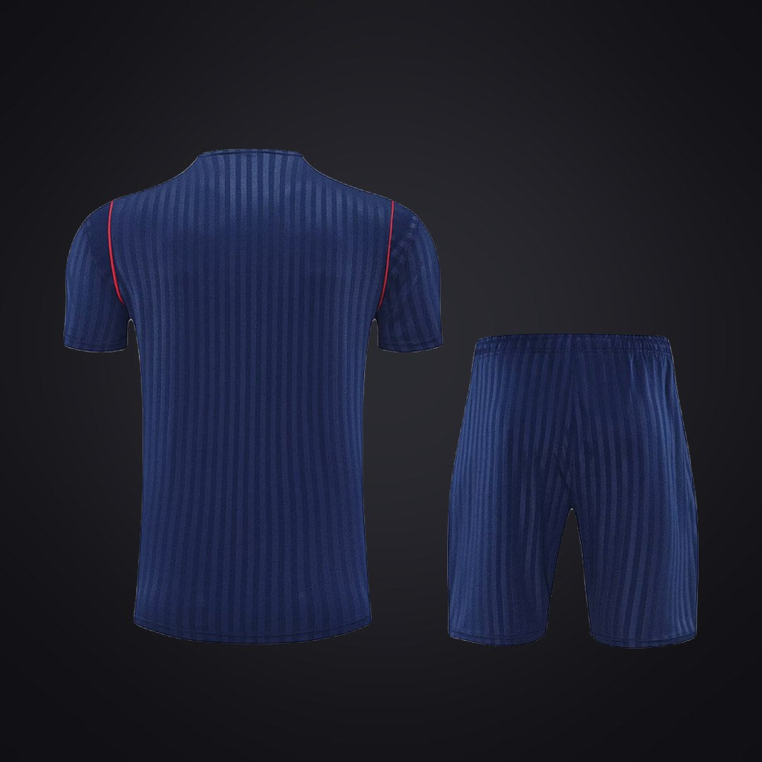 Conjunto de Entrenamiento Arsenal 25-26 Azul Marino · Modelo 4 (detrás)