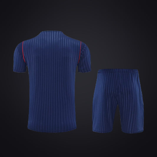Conjunto de Entrenamiento Arsenal 25-26 Azul Marino · Modelo 4 (detrás)