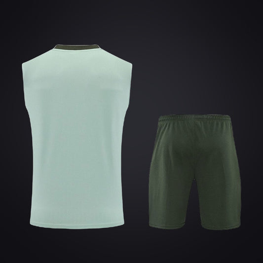 Conjunto de Entrenamiento Chelsea 25-26 Verde · Modelo 4 (detrás)