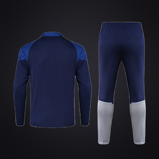 Chándal Monterrey 23-24 Azul Marino · Modelo 2 (detrás)