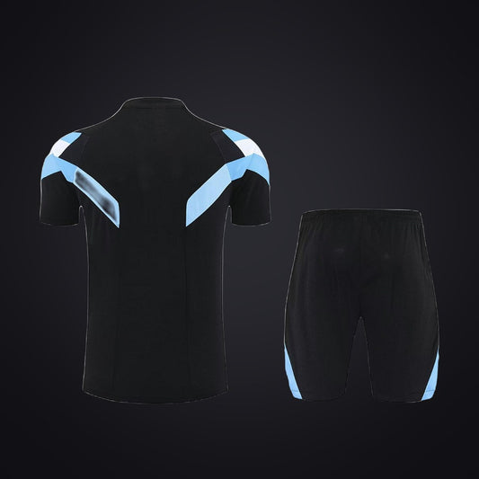 Conjunto de Entrenamiento Argentina 25-26 Negra (detrás)