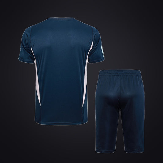 Conjunto de Entrenamiento Ajax 23-24 (detrás)