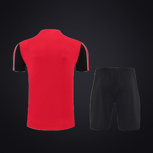 Conjunto de Entrenamiento Milan 25-26 Roja Negra (detrás)