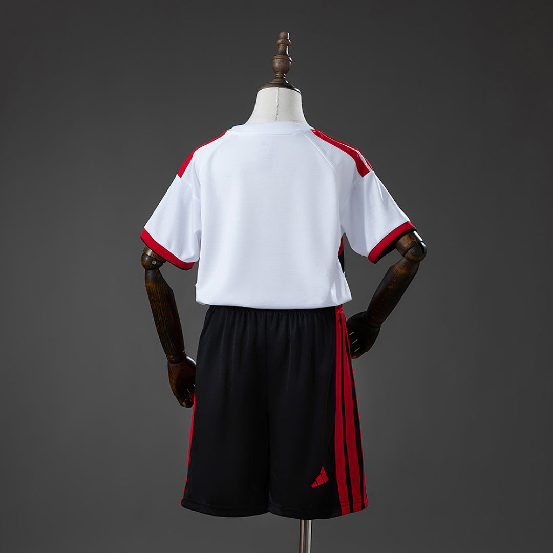 Flamengo 26-27 Visitante (Niño)