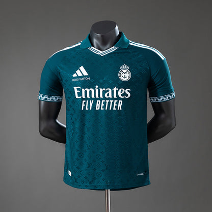 Real Madrid 26-27 Edición Especial Verde Oscuro (Player Version)