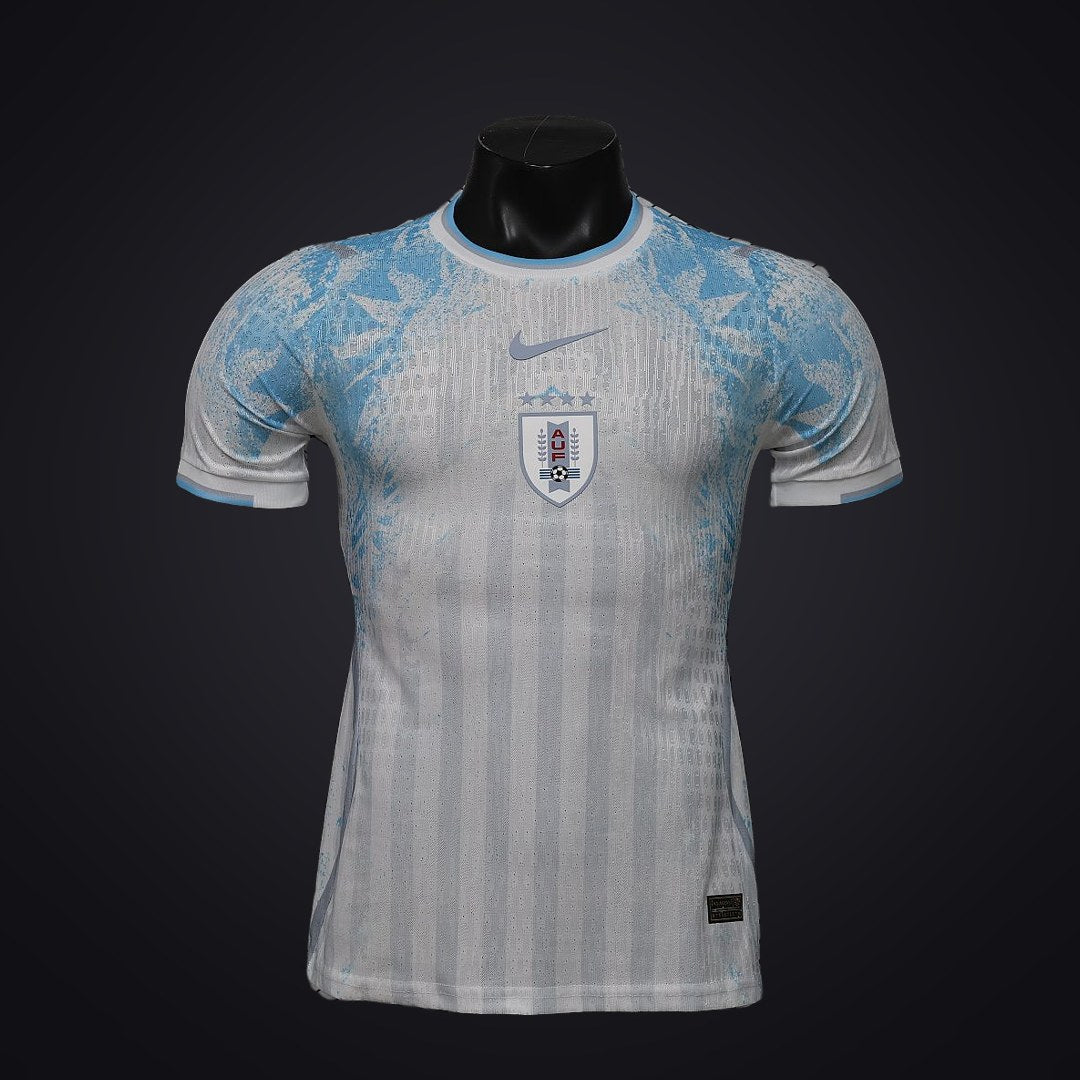 Uruguay 2026 Edición Especial Blanca (Player Version) (delante)