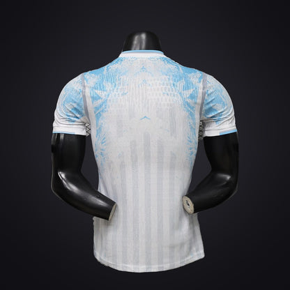 Uruguay 2026 Edición Especial Blanca (Player Version) (detrás)