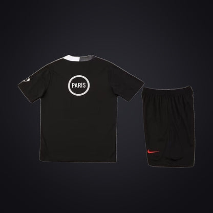 Conjunto de Entrenamiento PSG 25-26 Negra Blanca (detrás)