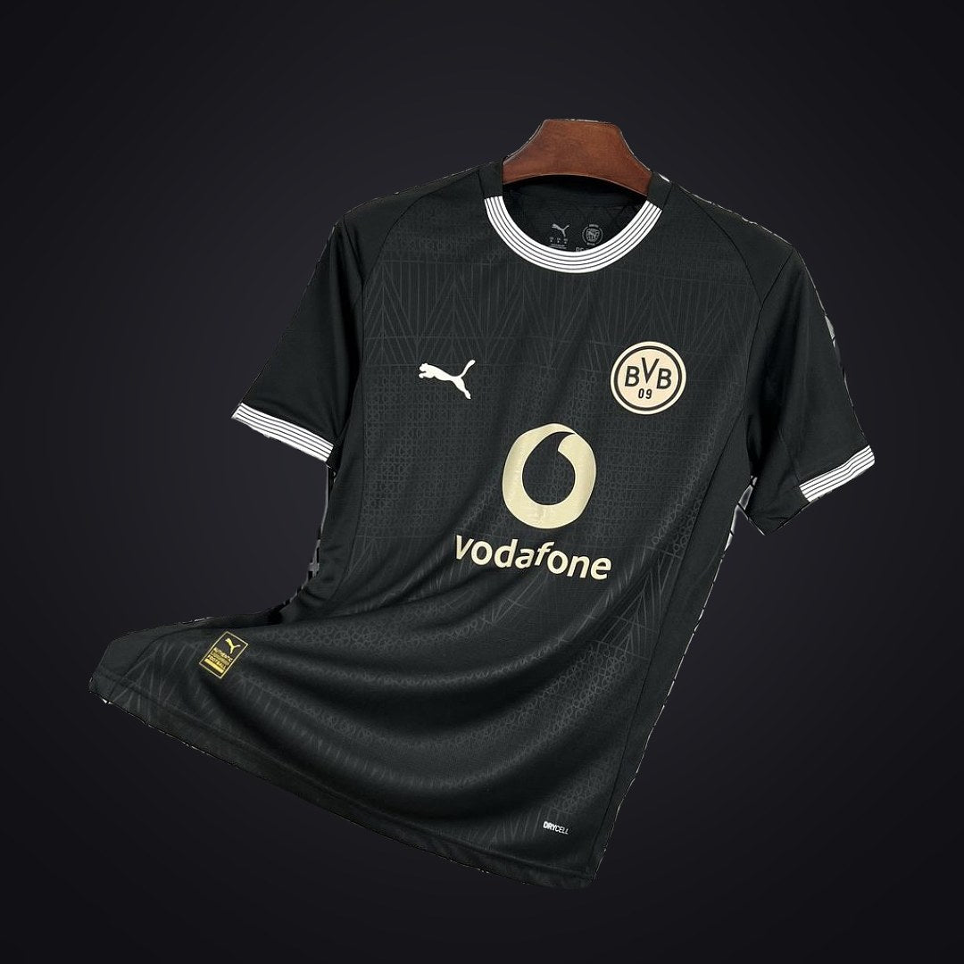 Borussia Dortmund 26-27 Edición Especial Negra (Fan Version) (delante)