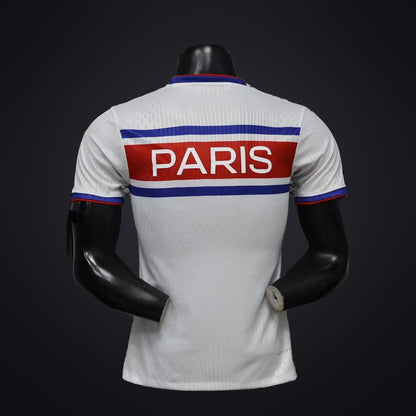 PSG 26-27 Entreno (Player Version) · Modelo 2 (detrás)