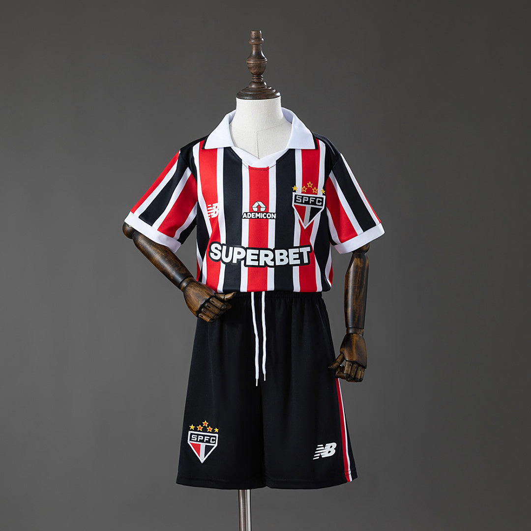 Sao Paulo 26-27 Visitante (Niño)