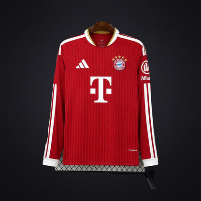 Bayern de Múnich 26-27 Local Manga Larga (Fan Version) (delante)