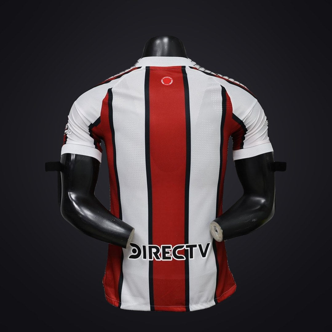 River Plate 26-27 Visitante (Player Version) (detrás)